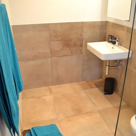 Meitschi - Contactless Self Check-in *